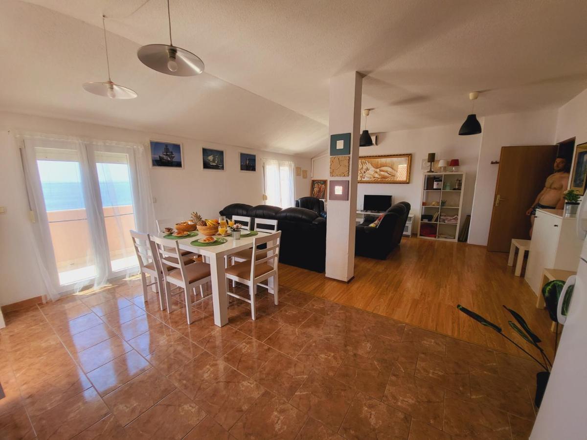 Apartment Beverly Kozino - By The Sea With Free Parking Экстерьер фото